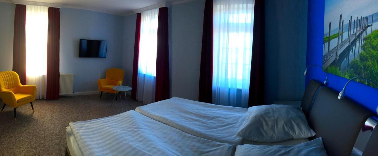 Dannenwalde Seehotel Louise מראה חיצוני תמונה