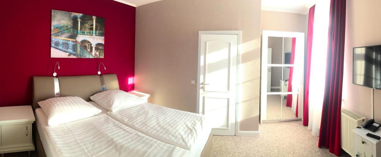 Dannenwalde Seehotel Louise מראה חיצוני תמונה
