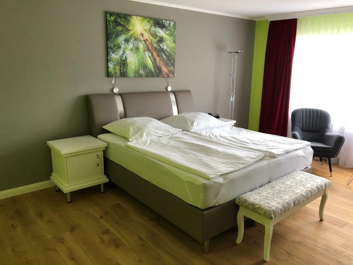 Dannenwalde Seehotel Louise מראה חיצוני תמונה